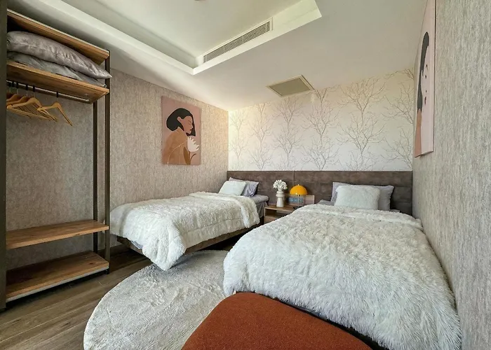 Qoople Elite Admiral Apartment *